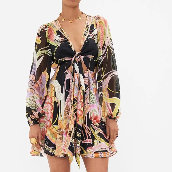 Camilla Short Wrap Tie Dress 🌙Lady Of The Moon🌙 Surplice or Front Tie NWOT - Picture 2 of 15